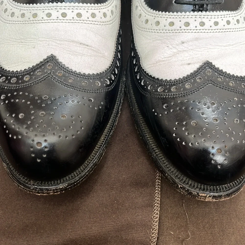 Allen Edmonds Black &
White, broad Street Spectator, Oxford - Picture 6 of 7